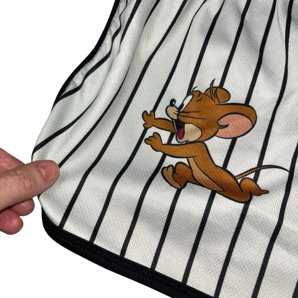 Tom & Jerry Girl's Size XL Athletic Running Shorts White Striped Lounge Shorts - Picture 7 of 7